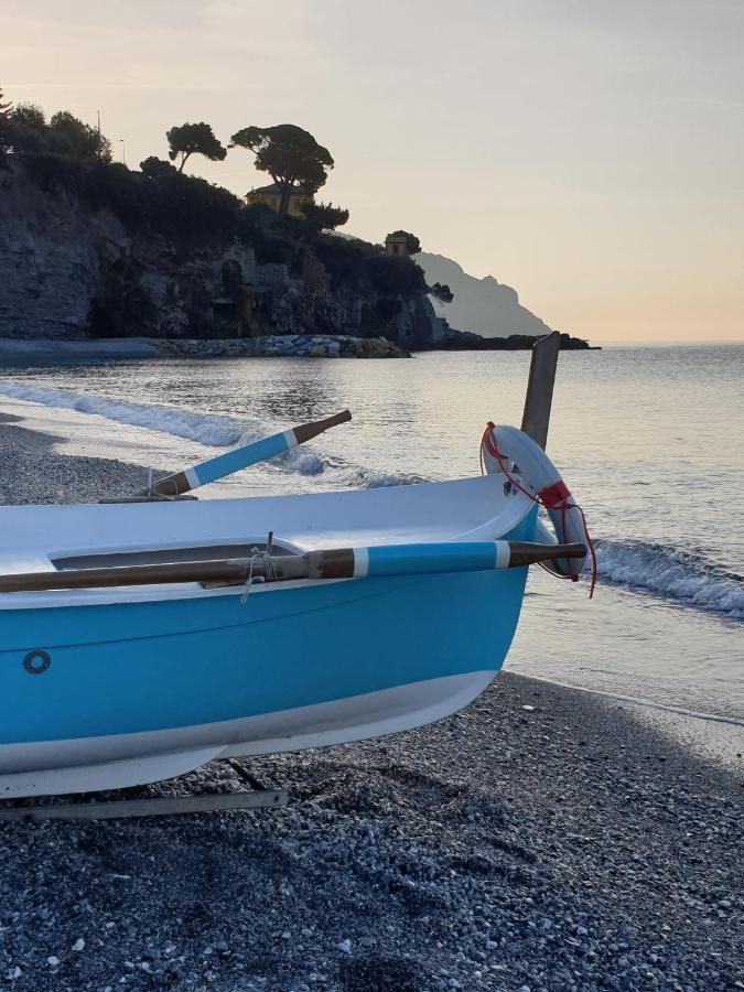 Uno Scorcio Di Paradiso Sori Bagian luar foto